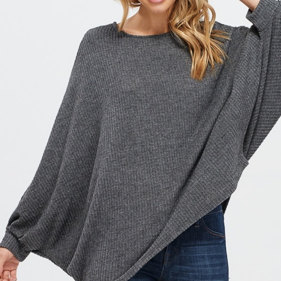[LAST ONE] Gray Oversized Waffle Sweater - Picture 3 of 4